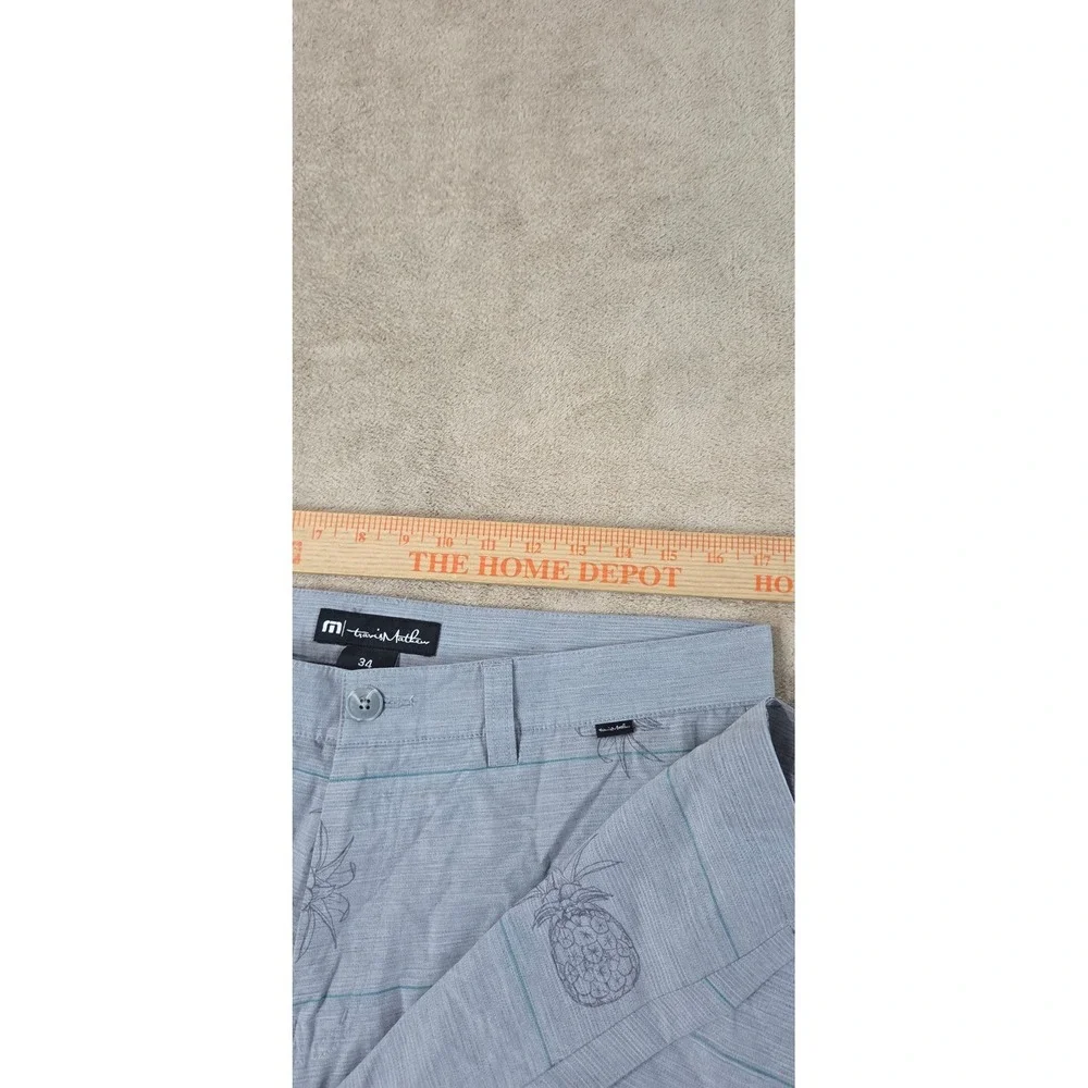 Travis Mathew Shorts Mens 34 Gray Pineapple AOP Print Stretch 12